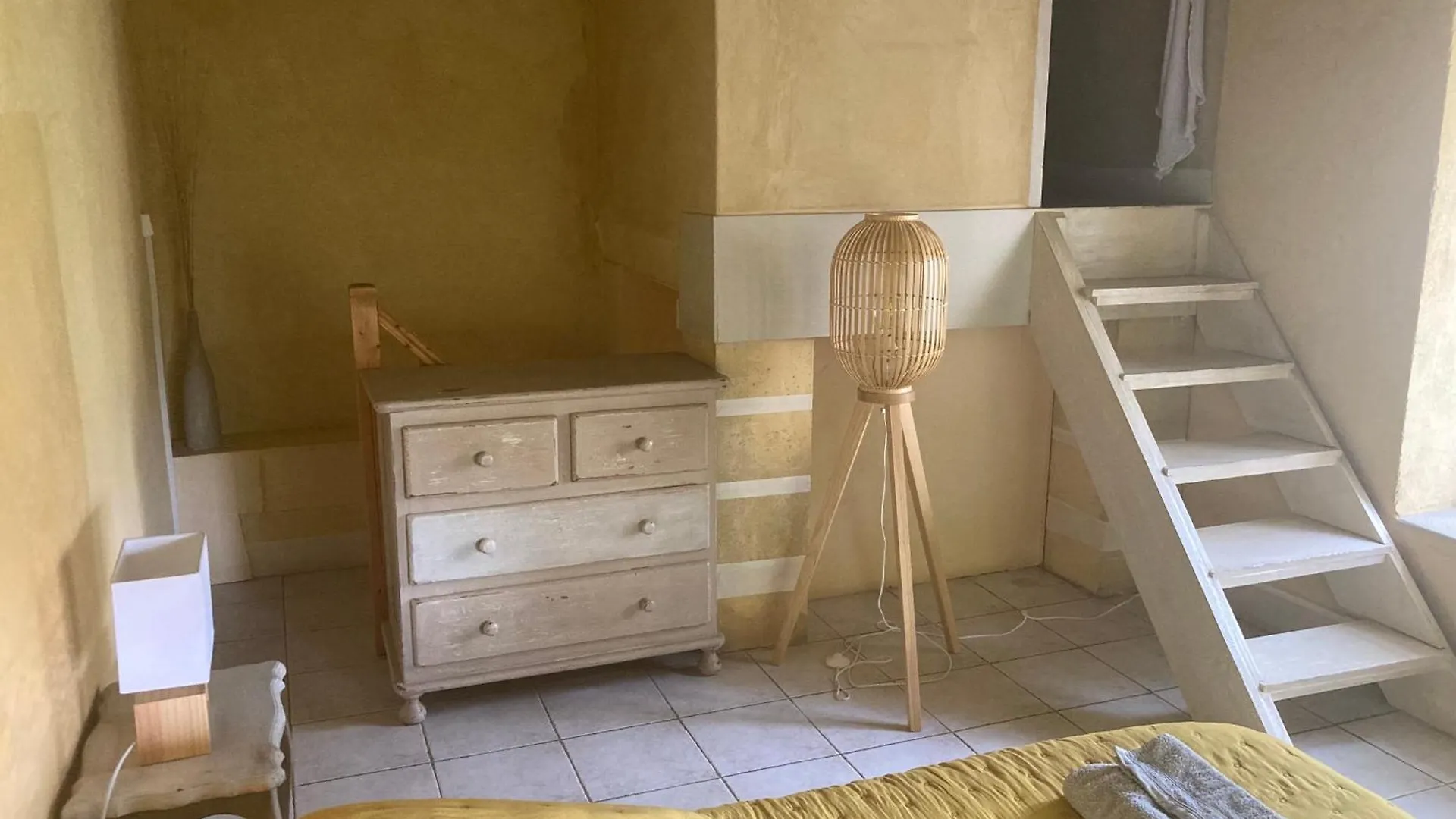 Gite A Rustrel Hébergement de vacances